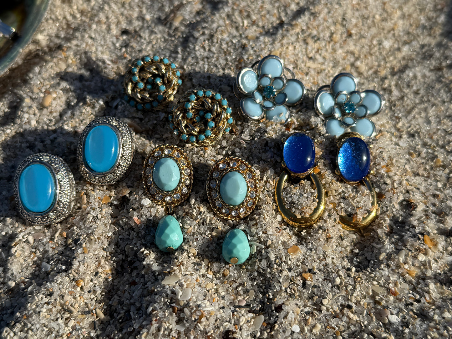 "Blue Bloom" Vintage Silver Toned Clip On Earrings with Gem