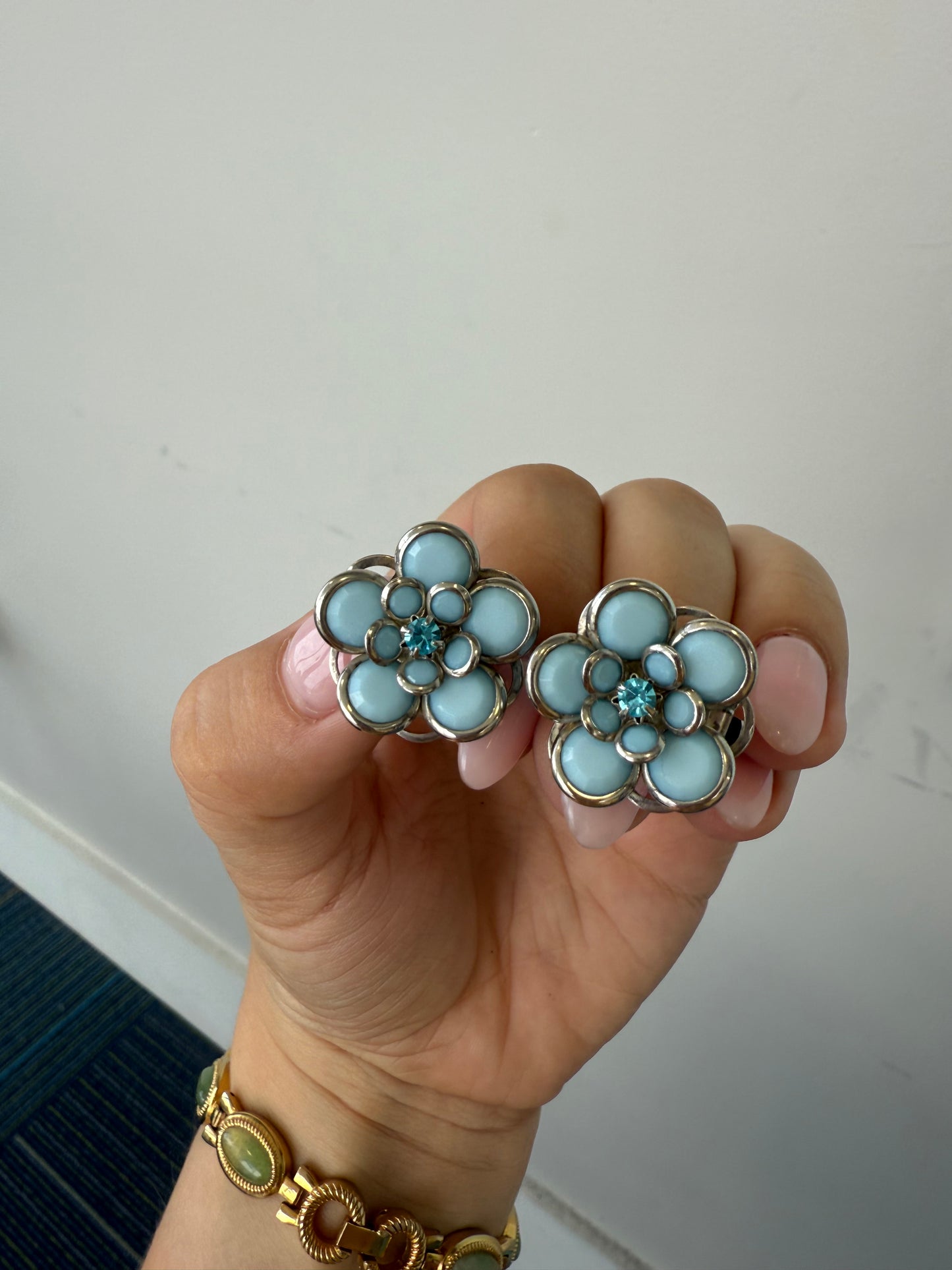 "Blue Bloom" Vintage Silver Toned Clip On Earrings with Gem