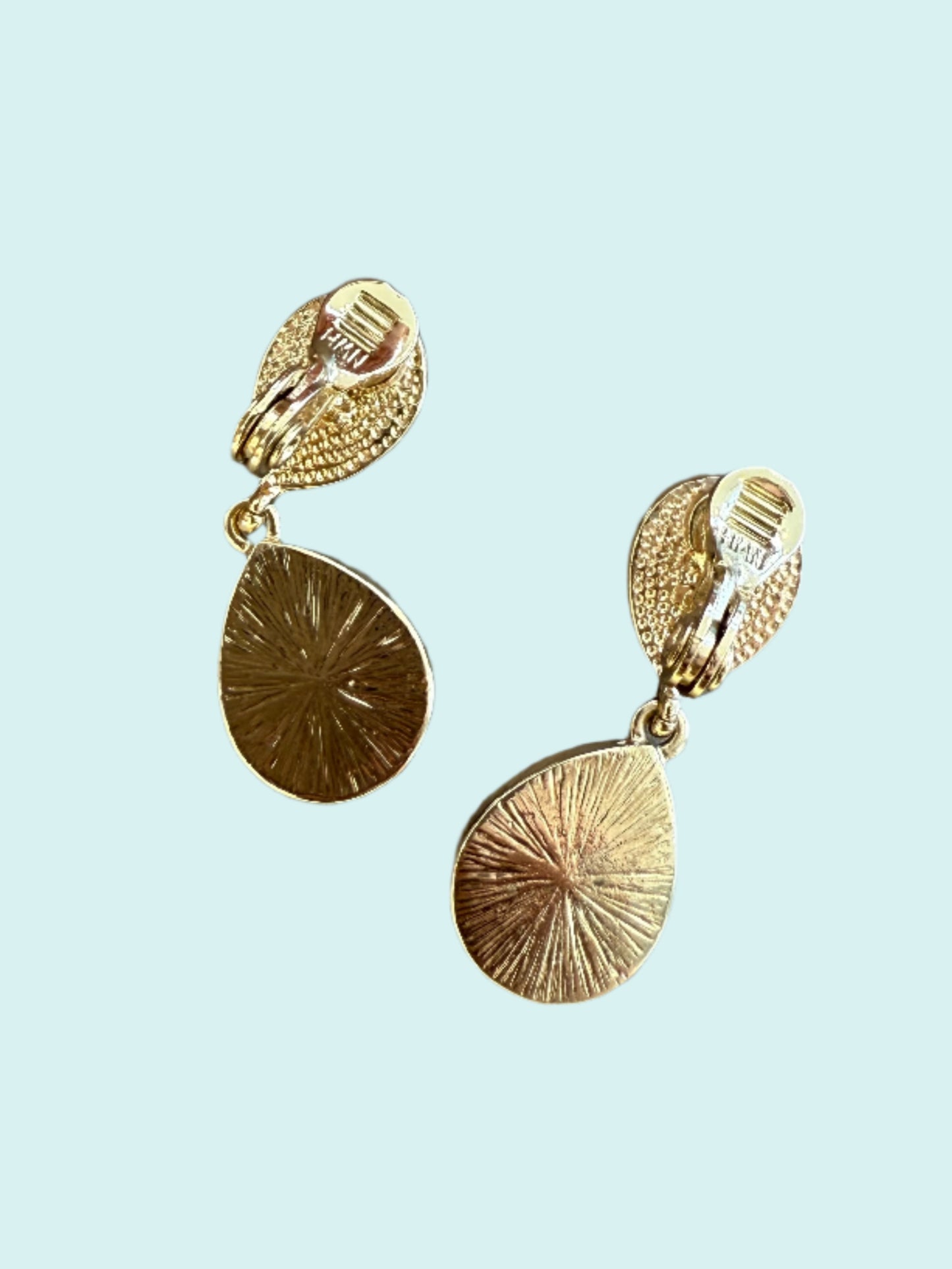 "Emerald Waters" Vintage Clip-On Dangle Earrings